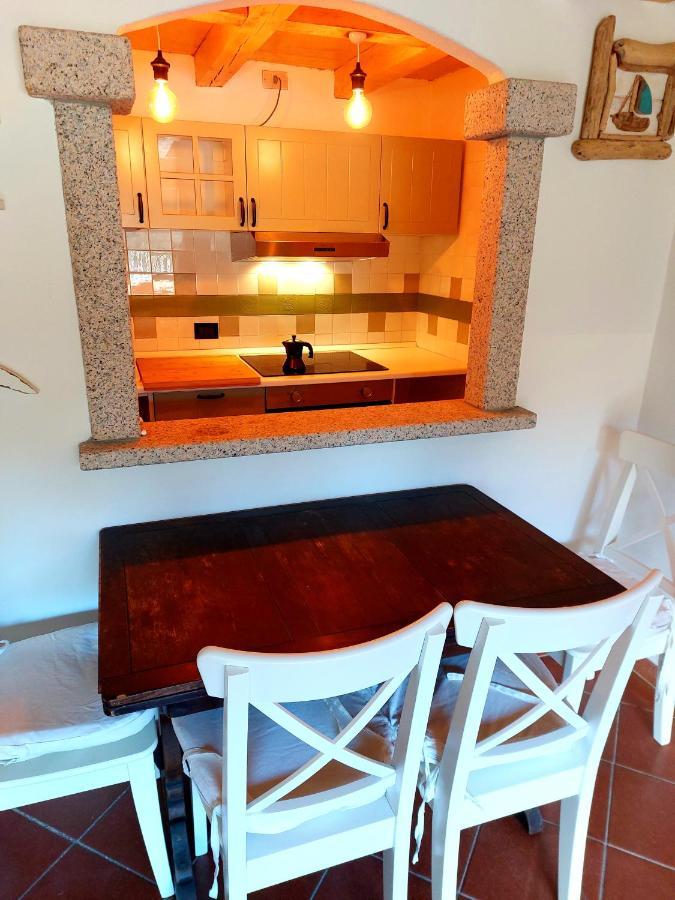 Casetta Bouganville Porto Rotondo Exterior foto